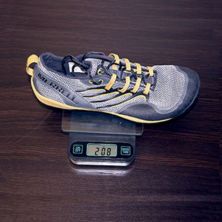 shoe weight in grams